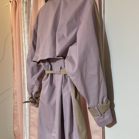 ASOS DESIGN COLOR BLOCK TIE SLEEVE TRNECH COAT LILAC PURPLE STONE TAN SIZE 8 EUC - Picture 6 of 7